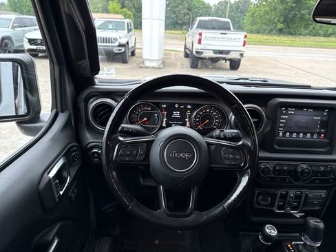Used 2020 Jeep Wrangler Unlimited Sport AWD/4WD image 10