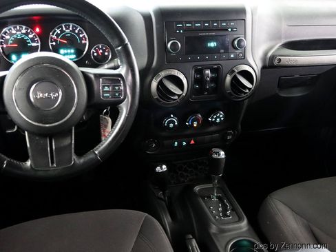 Used 2016 Jeep Wrangler Unlimited Sport w/ Quick Order Package 24S AWD/4WD image 19