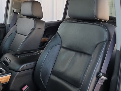 Used 2016 Chevrolet Silverado 1500 LTZ w/ LTZ Plus Package image 13