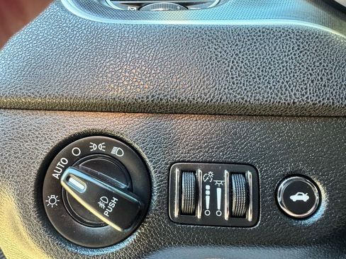 Used 2018 Dodge Charger SRT w/ Harman/Kardon Audio Group image 11