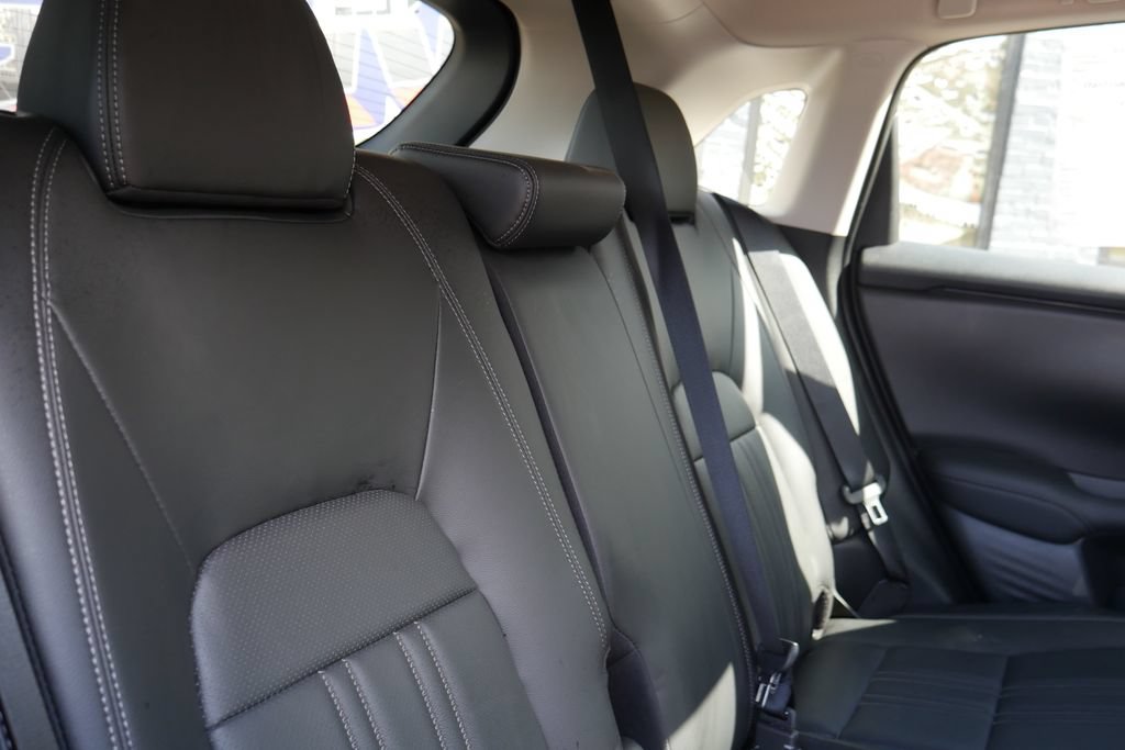 Used 2025 Honda HR-V EX-L image 11
