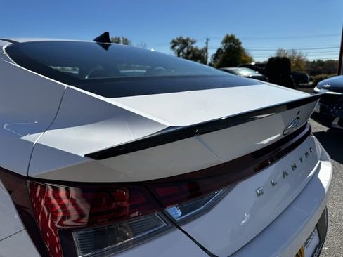 Used 2023 Hyundai Elantra N Line image 12