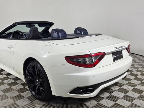 Used 2016 Maserati GranTurismo Sport image 11