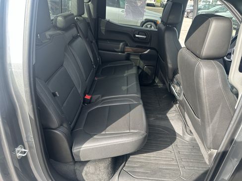 Used 2021 GMC Sierra 1500 SLT w/ SLT Premium Plus Package AWD/4WD image 18