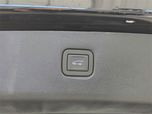 New 2026 Chevrolet Blazer LT w/ Convenience Package image 30