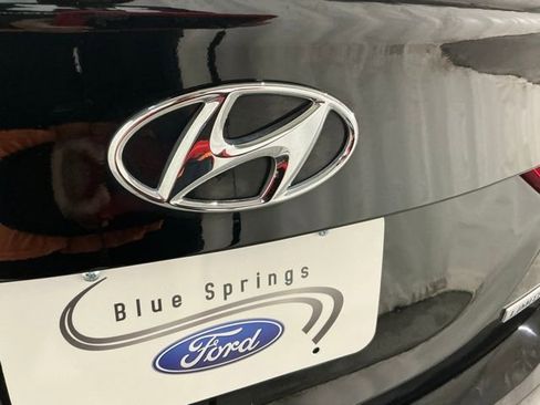 Used 2013 Hyundai Elantra Limited w/ Technology Pkg image 5