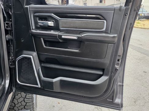 Used 2019 RAM 3500 Laramie image 37