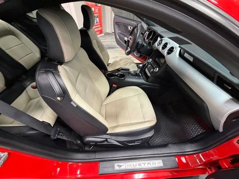 Used 2015 Ford Mustang GT Premium w/ Equipment Group 401A RWD image 38