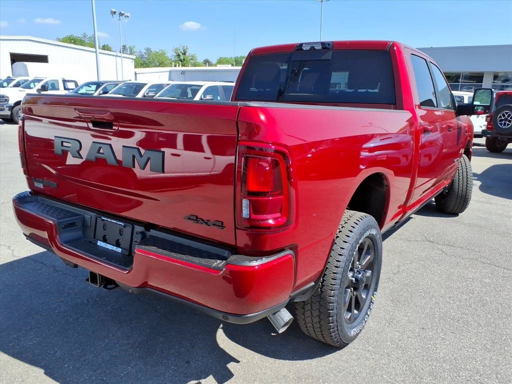 New 2026 RAM 2500 Laramie AWD/4WD image 4