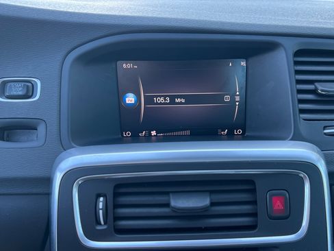 Used 2018 Volvo S60 T5 Dynamic w/ Protection Package image 24