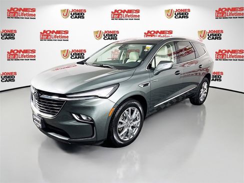 Used 2023 Buick Enclave Essence w/ Experience Buick Package image 13