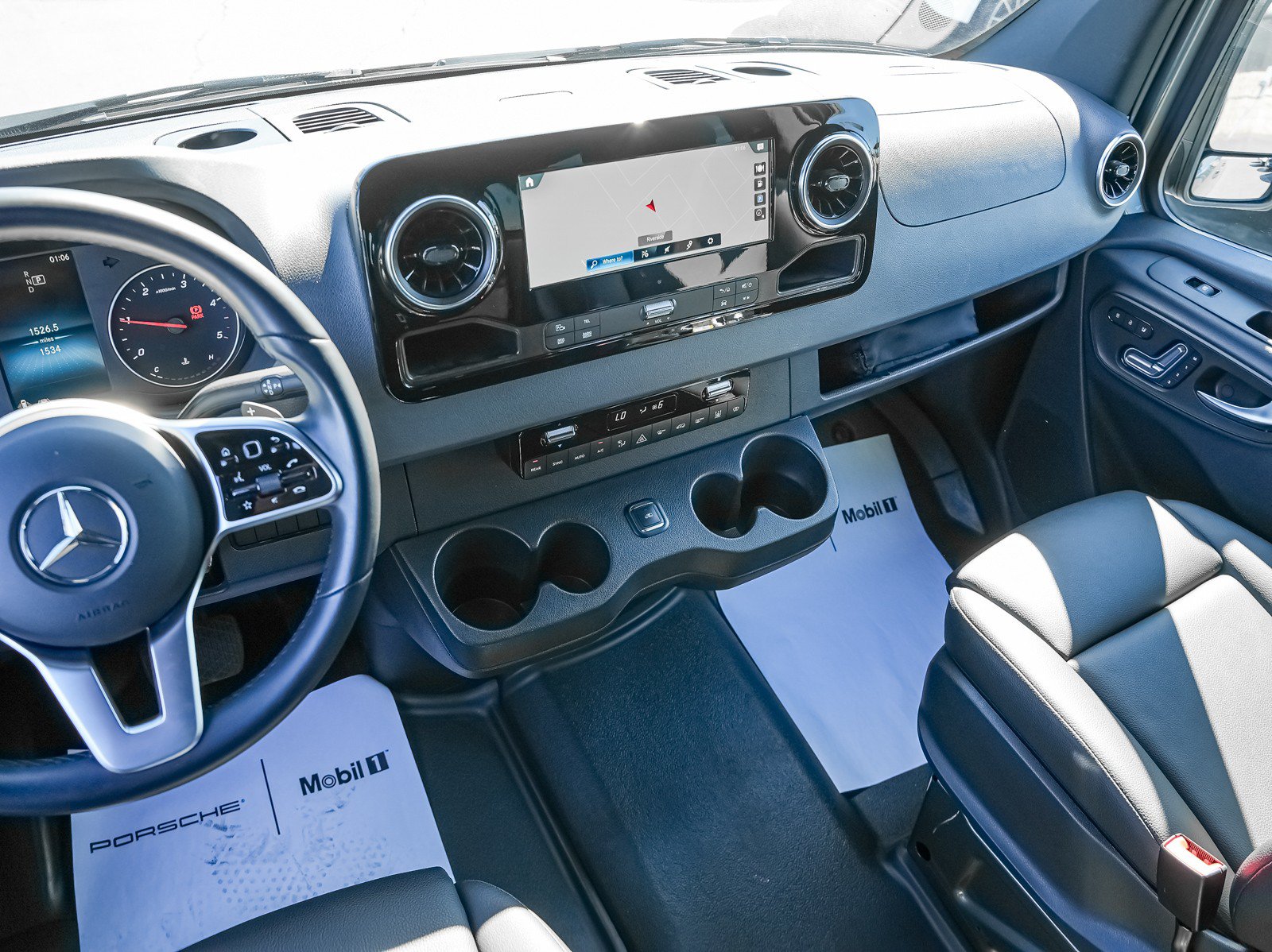 Used 2024 Mercedes-Benz Sprinter 2500 image 25