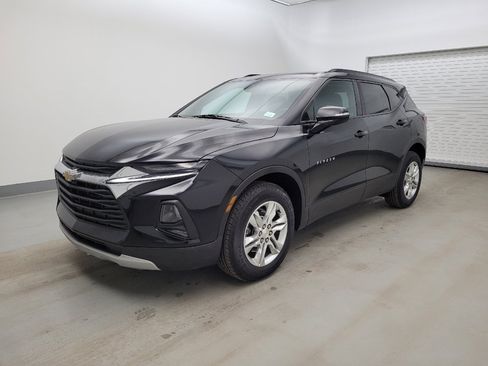Used 2021 Chevrolet Blazer LT image 2