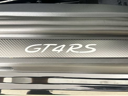 Used 2023 Porsche 718 Cayman GT4 RS RWD image 62