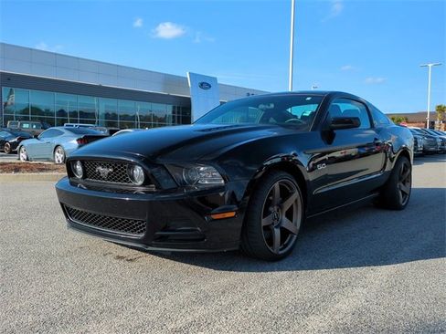 Used 2014 Ford Mustang GT image 8
