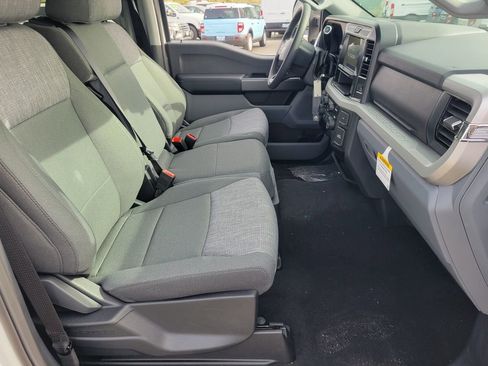 New 2026 Ford F250 XLT w/ FX4 Off-Road Package image 12