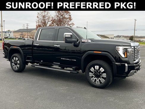 Used 2025 GMC Sierra 2500 Denali image 1