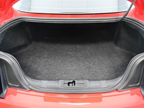 Used 2016 Ford Mustang GT RWD image 33