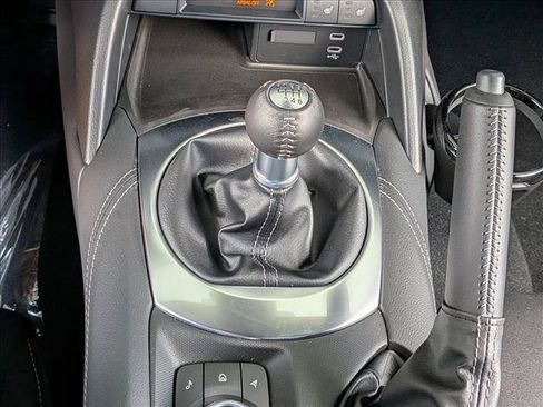 New 2026 MAZDA MX-5 Miata Club w/ Interior Package RWD image 13