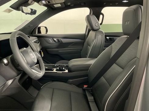 New 2026 Buick Enclave Sport Touring w/ Power Package FWD image 32