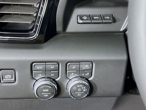 Certified 2026 GMC Sierra 1500 AT4X image 9