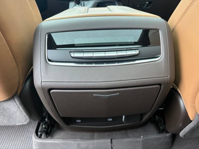 Certified 2024 Cadillac Escalade ESV Sport w/ LPO, ONYX Package AWD/4WD image 20