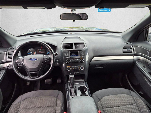 Used 2018 Ford Explorer XLT FWD image 15