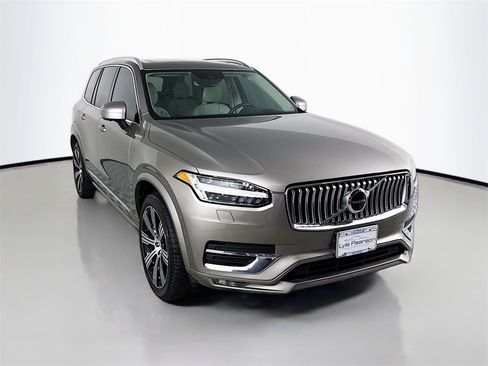 Used 2021 Volvo XC90 T6 Inscription w/ Advanced Package image 7