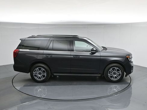 Used 2025 Ford Expedition Active image 45