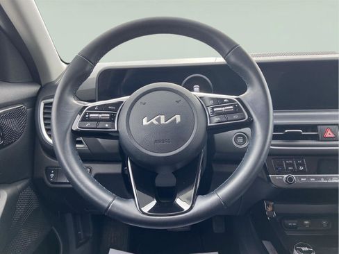 Used 2024 Kia Seltos EX image 24