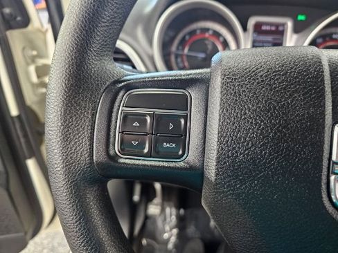 Used 2018 Dodge Journey SE image 11