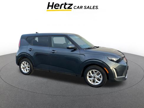 Used 2025 Kia Soul LX w/ LX Technology Package image 1