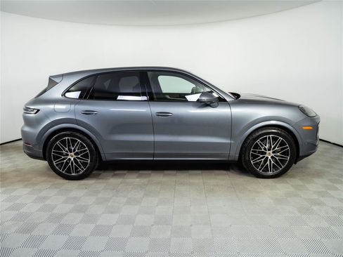 New 2026 Porsche Cayenne S AWD/4WD image 28
