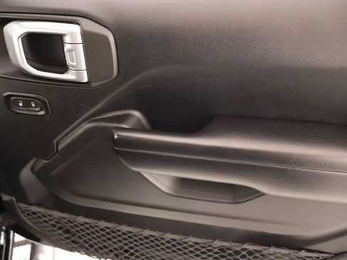 Used 2020 Jeep Wrangler Sport AWD/4WD image 13