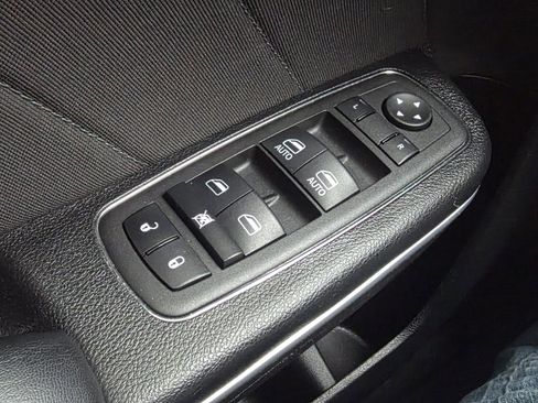 Used 2022 Dodge Charger GT image 23