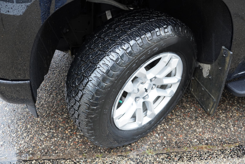 Certified 2022 Chevrolet Silverado 1500 RST AWD/4WD image 13