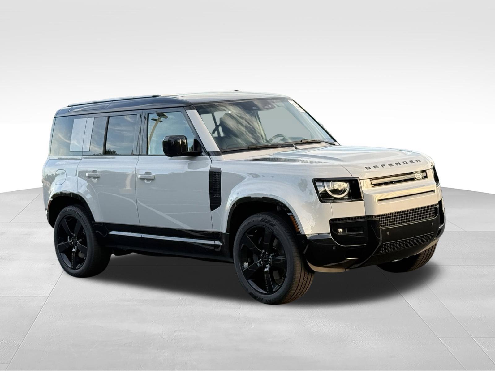 New 2026 Land Rover Defender 110 X-Dynamic SE AWD/4WD image 8