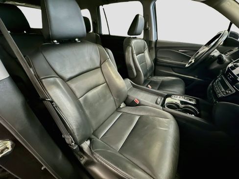 Used 2020 Honda Pilot Touring image 35