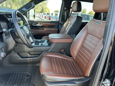 Certified 2024 GMC Sierra 2500 Denali Ultimate image 10