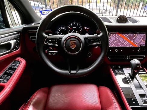 Used 2023 Porsche Macan GTS AWD/4WD image 6