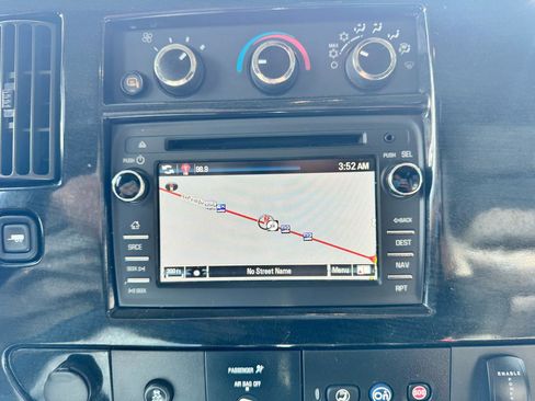 Used 2018 Chevrolet Express 2500 w/ Enhanced Convenience Package RWD image 42
