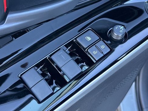 Certified 2025 Toyota bZ4X FWD image 14