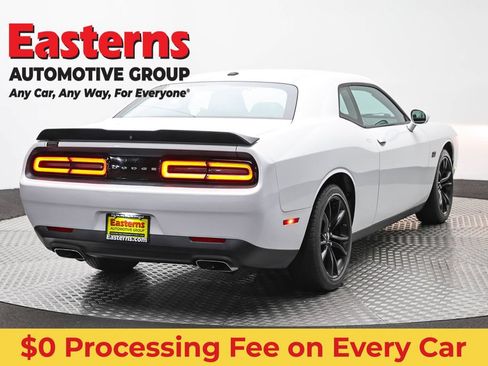 Used 2018 Dodge Challenger R/T w/ Blacktop Package RWD image 5
