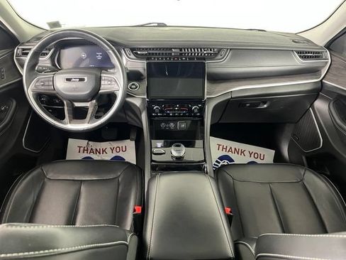 Used 2022 Jeep Grand Cherokee L Limited w/ Black Appearance Package AWD/4WD image 43