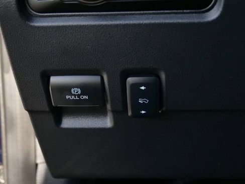 Used 2025 Ford F450 Platinum w/ FX4 Off-Road Package image 34