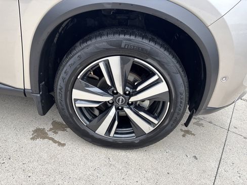 Used 2023 Nissan Rogue SL w/ SL Premium Package FWD image 15