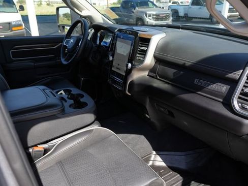 Used 2024 RAM 2500 Laramie w/ Safety Group AWD/4WD image 18