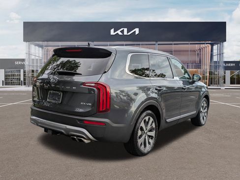 Used 2020 Kia Telluride EX w/ EX Premium Package AWD/4WD image 4
