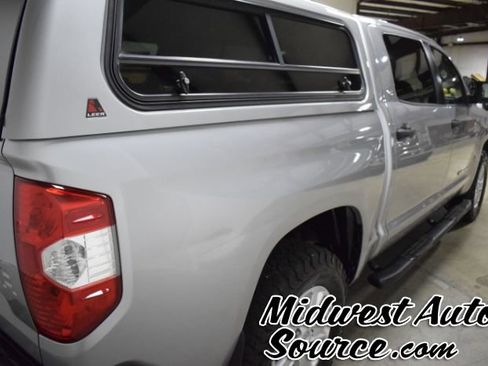 Used 2020 Toyota Tundra SR5 w/ SR5 Convenience Package AWD/4WD image 6