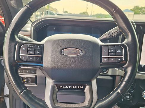 Used 2024 Ford F250 Platinum AWD/4WD image 24